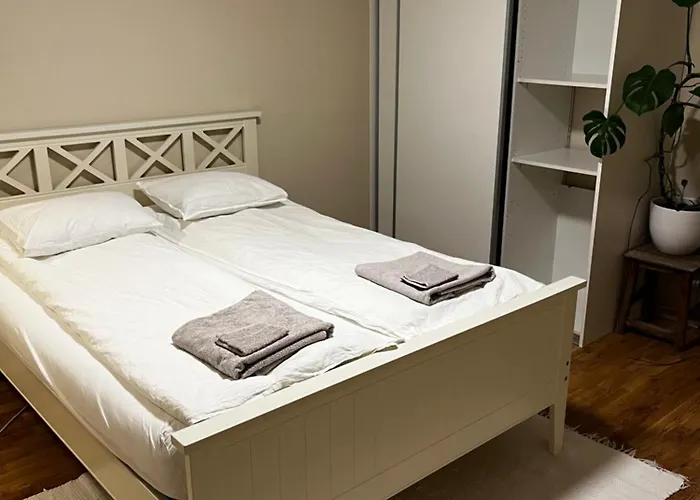 Prázdninový dům Cozy Place In A Location - Feel At Right Away!